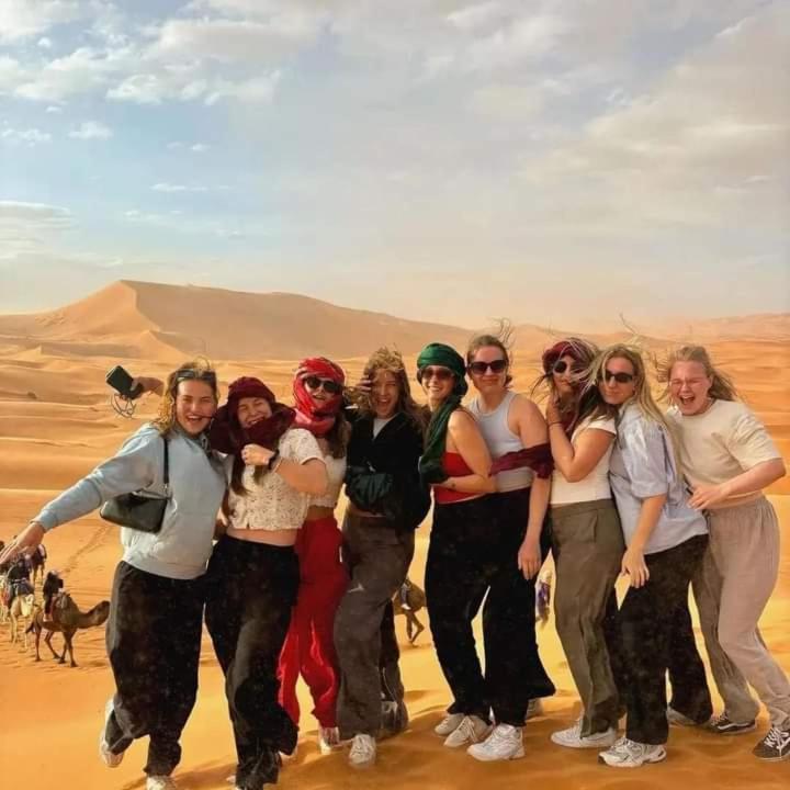 Bivouac Camel Trips Hotell Merzouga Exteriör bild
