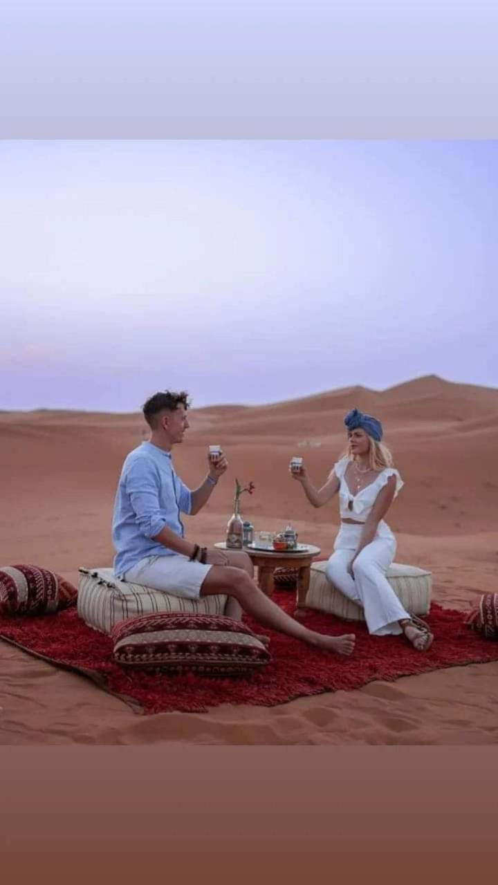 Bivouac Camel Trips Hotell Merzouga Exteriör bild