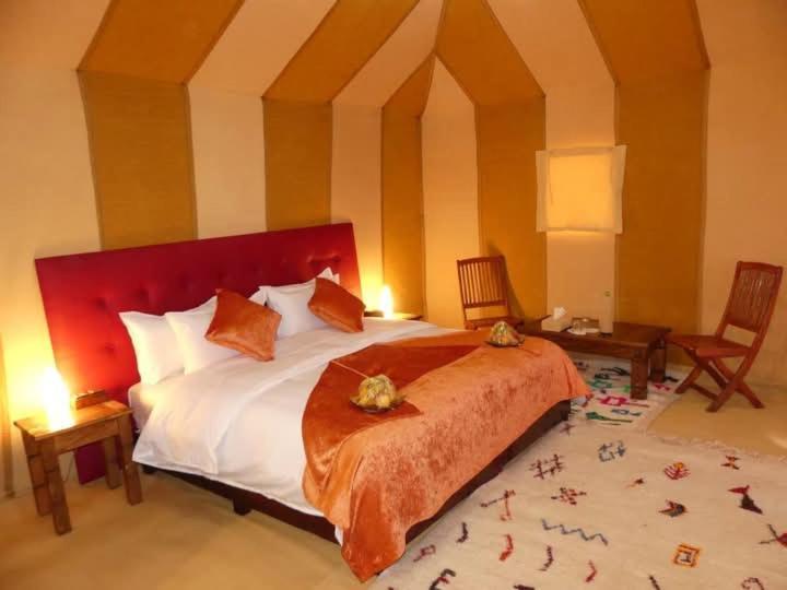 Bivouac Camel Trips Hotell Merzouga Exteriör bild