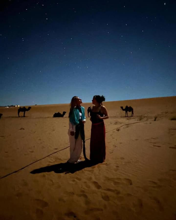 Bivouac Camel Trips Hotell Merzouga Exteriör bild