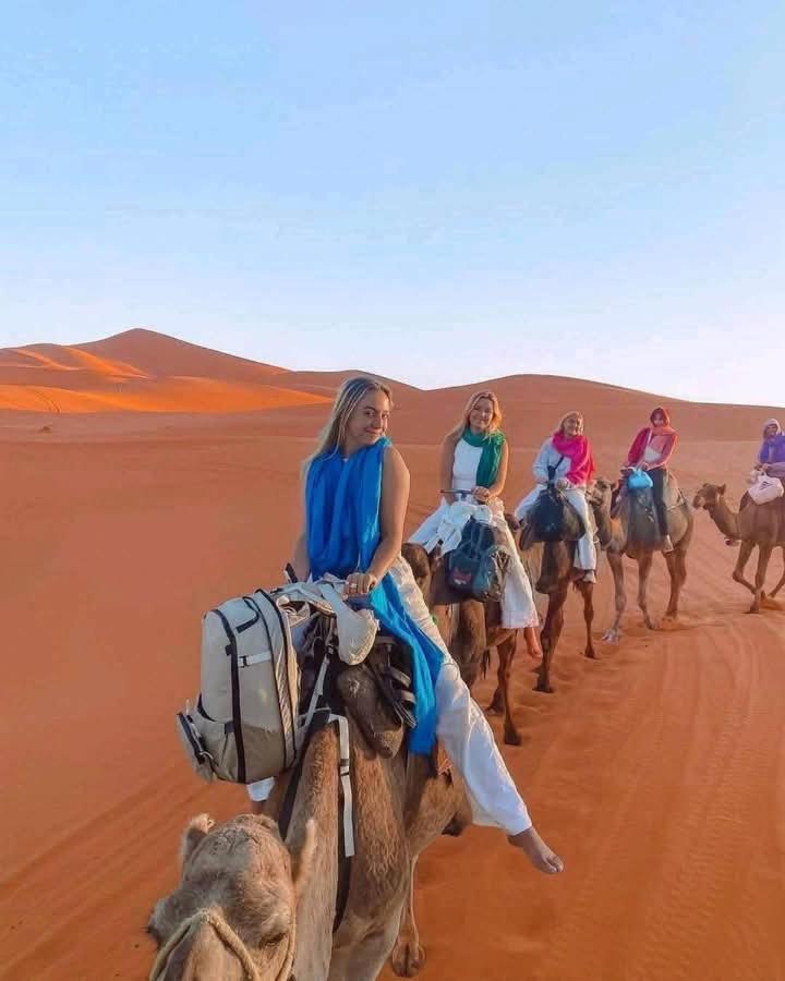Bivouac Camel Trips Hotell Merzouga Exteriör bild