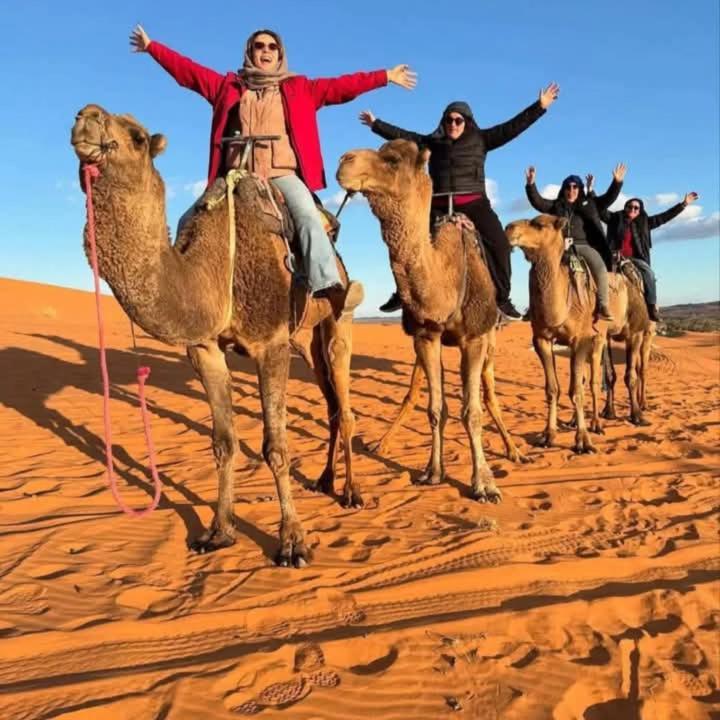 Bivouac Camel Trips Hotell Merzouga Exteriör bild
