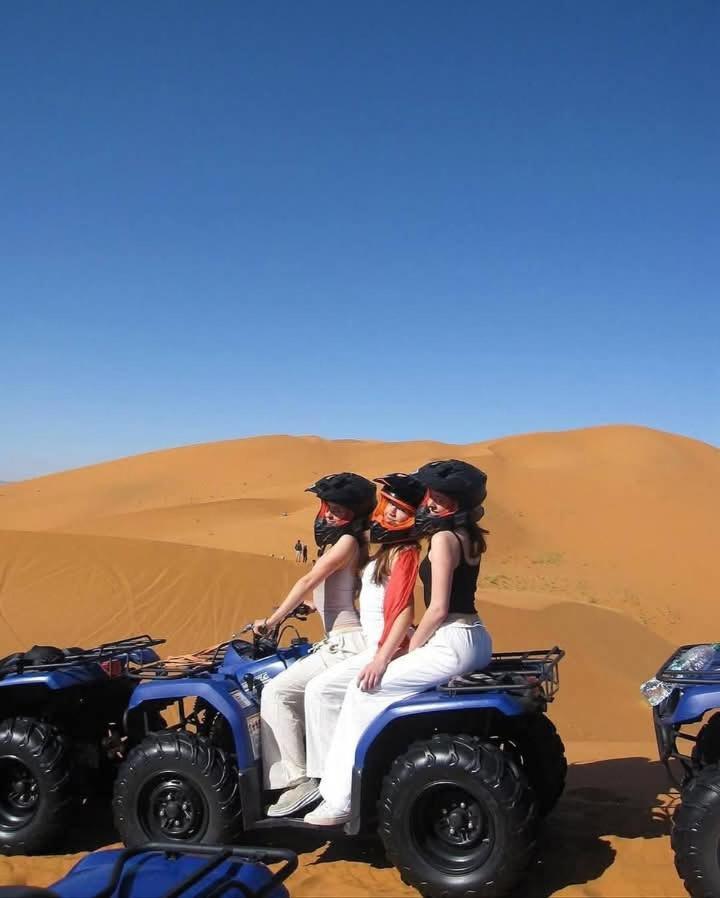 Bivouac Camel Trips Hotell Merzouga Exteriör bild